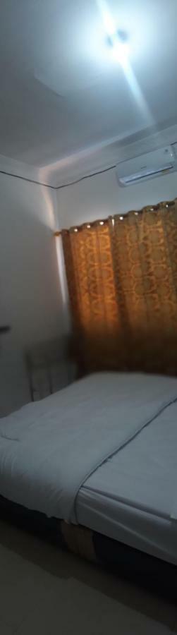 Cipta Guest House Batam 1 Buitenkant foto