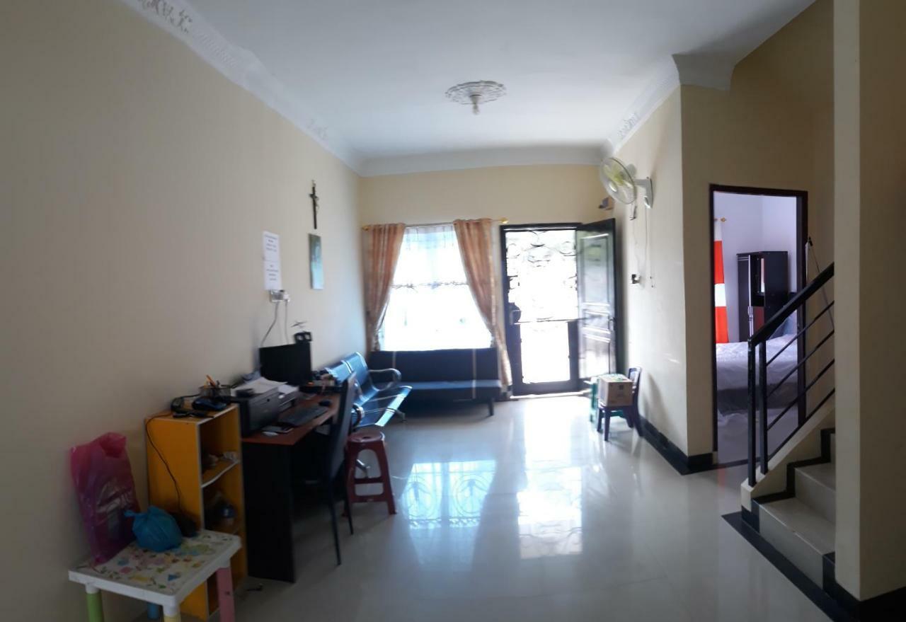 Cipta Guest House Batam 1 Buitenkant foto