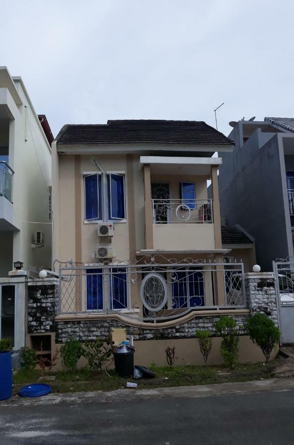 Cipta Guest House Batam 1 Buitenkant foto