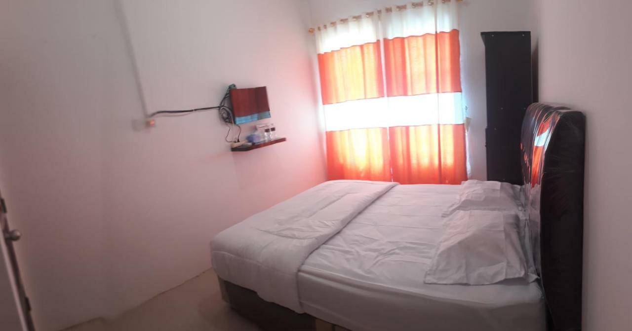 Cipta Guest House Batam 1 Buitenkant foto